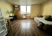 Продаж 1 кімнатної квартири (30/19/4), 27 пов. 27 пов. будинку