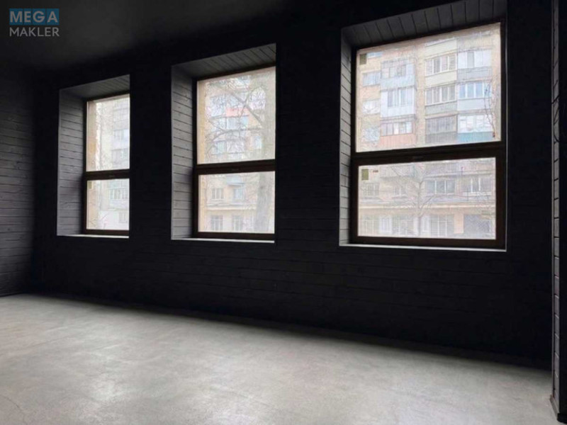 Оренда комерційної нерухомості, 100&nbsp;кв.м, <a class="location-link" href="/kiev/" title="Недвижимость Київ">Київ</a>, <a class="location-link" href="/kiev/shevchenkovskij/" title="Недвижимость Шевченківський район">Шевченківський р-н</a>, Білоруська вул., 38 (изображение 1)