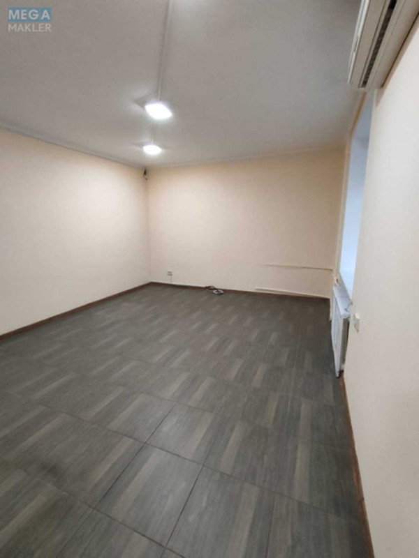 Оренда комерційної нерухомості, 36&nbsp;кв.м, под офис, <a class="location-link" href="/kiev/" title="Недвижимость Київ">Київ</a>, <a class="location-link" href="/kiev/shevchenkovskij/" title="Недвижимость Шевченківський район">Шевченківський р-н</a>, Прорізна вул., 3 (изображение 1)