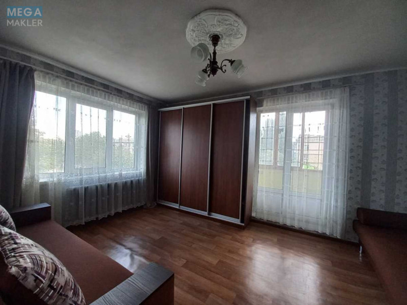 Оренда 1 кімнатної квартири, <a class="location-link" href="/kiev/" title="Недвижимость Київ">Київ</a>, <a class="location-link" href="/kiev/solomenskij/" title="Недвижимость Солом'янський район">Солом'янський р-н</a>, Сімї Ідзиковських вул., 4 (изображение 1)