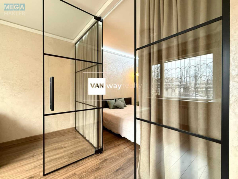 Продаж 1 кімнатної квартири (32/17/7,2), 1 пов. 9 пов. будинку, <a class="location-link" href="/kiev/" title="Недвижимость Київ">Київ</a>, <a class="location-link" href="/kiev/dneprovskij/" title="Недвижимость Дніпровський район">Дніпровський р-н</a>, Андрія Малишка вул., 3 (изображение 1)