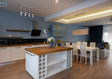 Продаж дома, 3&nbsp;поверху, 218,50&nbsp;кв.м, 5&nbsp;кімнат, ділянка 1,50&nbsp;сотка