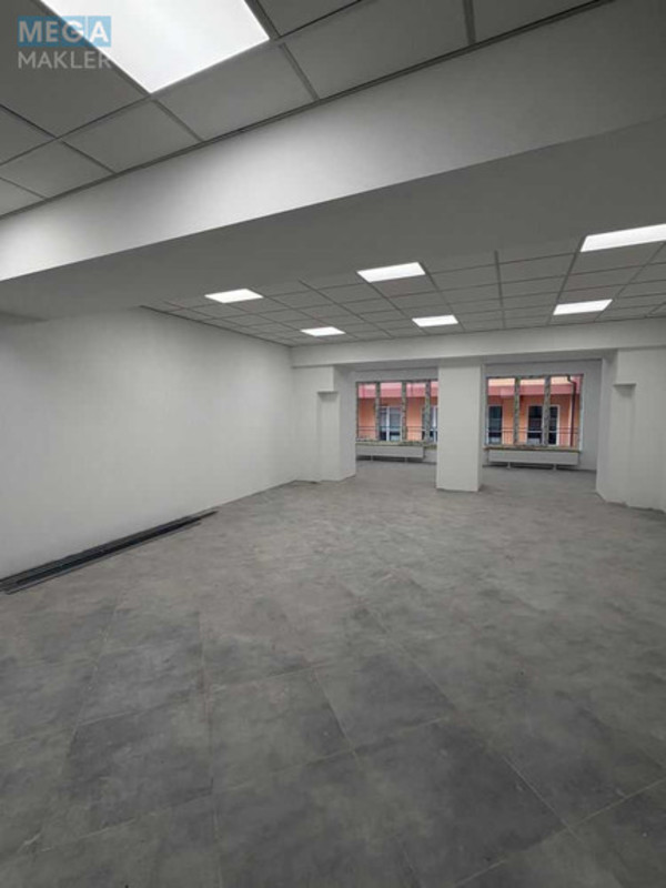 Продаж комерційної нерухомості, 62&nbsp;кв.м, под офис, <a class="location-link" href="/kiev/" title="Недвижимость Київ">Київ</a>, <a class="location-link" href="/kiev/podolskij/" title="Недвижимость Подільський район">Подільський р-н</a>, Глубочицкая ул., 17 (изображение 1)