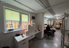 Продаж комерційної нерухомості, 76&nbsp;кв.м, под офис