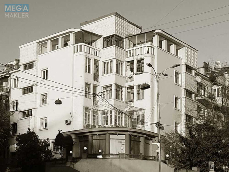 Продаж 2 кімнатної квартири (54/?/7,7), 3 пов. 4 пов. будинку, <a class="location-link" href="/kiev/" title="Недвижимость Київ">Київ</a>, <a class="location-link" href="/kiev/pecherskij/" title="Недвижимость Печерський район">Печерський р-н</a>, Круглоуніверситетська вул., 2/1 (изображение 1)