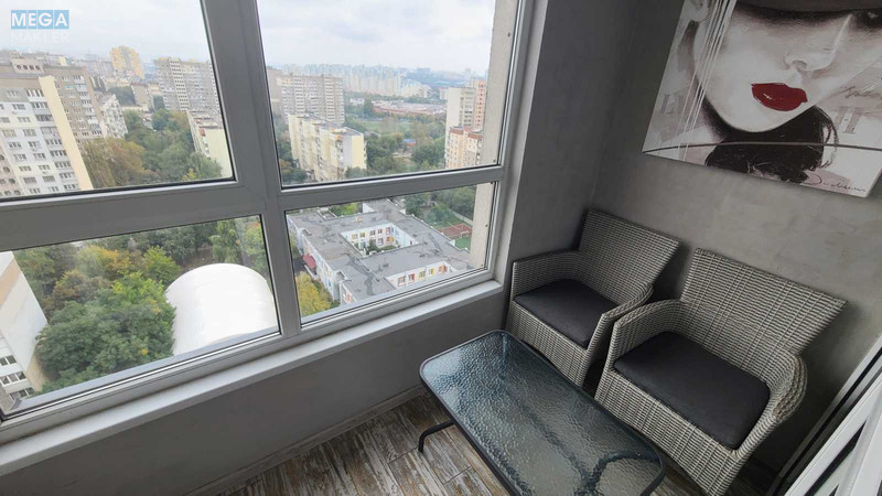 Продаж 1 кімнатної квартири (40/15/14), 18 пов. 25 пов. будинку, <a class="location-link" href="/kiev/" title="Недвижимость Київ">Київ</a>, <a class="location-link" href="/kiev/podolskij/" title="Недвижимость Подільський район">Подільський р-н</a>, Європейського Союзу просп., 41а (изображение 1)