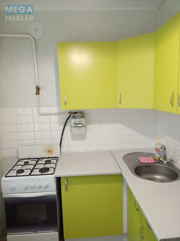 Продаж 3 кімнатної квартири (54/36/5), 1 пов. 5 пов. будинку, <a class="location-link" href="/kiev/" title="Недвижимость Київ">Київ</a>, <a class="location-link" href="/kiev/pecherskij/" title="Недвижимость Печерський район">Печерський р-н</a>, Марії Приймаченко бульв., 8б (изображение 1)