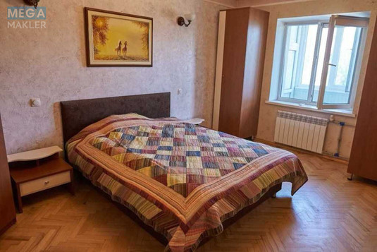 Продаж 3 кімнатної квартири (73/?/8), 7 пов. 8 пов. будинку, <a class="location-link" href="/kiev/" title="Недвижимость Київ">Київ</a>, <a class="location-link" href="/kiev/obolonskij/" title="Недвижимость Оболонський район">Оболонський р-н</a>, Маршала Малиновского ул., 3б (изображение 1)