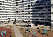 Новобудова, 10 поверхів