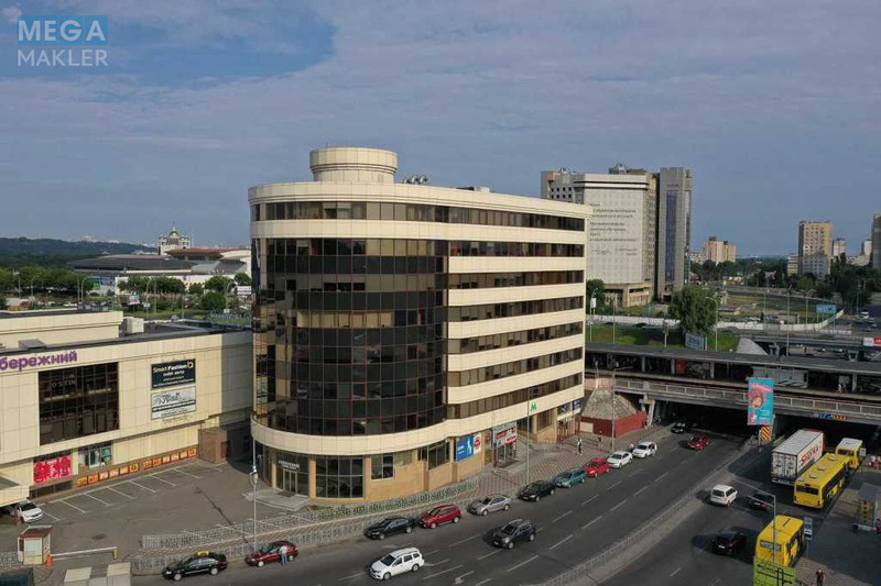 Оренда комерційної нерухомості, 95&nbsp;кв.м, под офис, <a class="location-link" href="/kiev/" title="Недвижимость Київ">Київ</a>, <a class="location-link" href="/kiev/dneprovskij/" title="Недвижимость Дніпровський район">Дніпровський р-н</a>, Євгена Сверстюка вул., 2А (изображение 1)