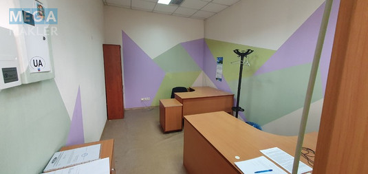 Оренда приміщення у нежитловому будинку, под офис, нормальне сост., <a class="location-link" href="/kiev/" title="Недвижимость Київ">Київ</a>, <a class="location-link" href="/kiev/darnickij/" title="Недвижимость Дарницький район">Дарницький р-н</a>, вул.Лариси Руденко, 6А ( <img src="https://megamakler.com.ua/metro/00ff00.gif" alt="" class="metro" /> м. Позняки, 5 хв. ) (изображение 1)