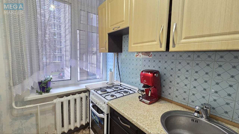 Продаж 1 кімнатної квартири (22/13/4), 2 пов. 9 пов. будинку, <a class="location-link" href="/kiev/" title="Недвижимость Київ">Київ</a>, <a class="location-link" href="/kiev/svyatoshinskij/" title="Недвижимость Святошинський район">Святошинський р-н</a>, Кольцова бульв., 17Г (изображение 1)