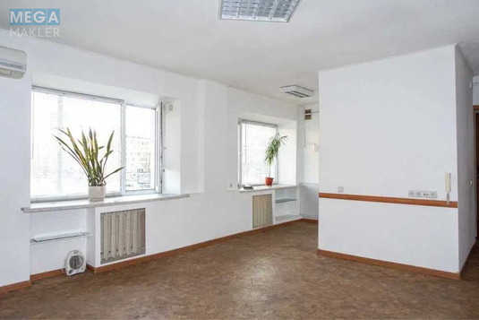 Оренда комерційної нерухомості, 47&nbsp;кв.м, под офис, <a class="location-link" href="/kiev/" title="Недвижимость Київ">Київ</a>, <a class="location-link" href="/kiev/pecherskij/" title="Недвижимость Печерський район">Печерський р-н</a>, Леси Украинки бульв., 19 (изображение 1)