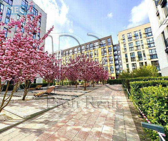 Продаж 3 кімнатної квартири (118/47/34), 6 пов. 7 пов. будинку, <a class="location-link" href="/kiev/" title="Недвижимость Київ">Київ</a>, <a class="location-link" href="/kiev/shevchenkovskij/" title="Недвижимость Шевченківський район">Шевченківський р-н</a>, Салютна вулиця, 2 (изображение 1)