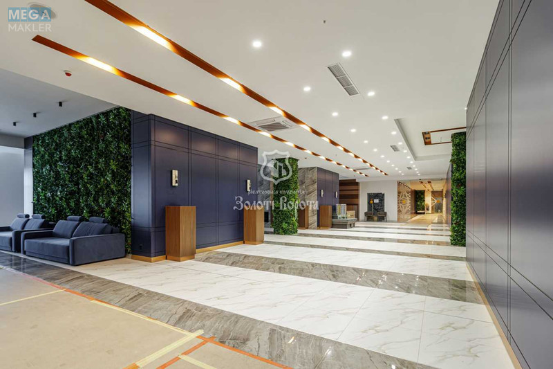 Продаж 3 кімнатної квартири (105,5/57,9/17), 8 пов. 23 пов. будинку, <a class="location-link" href="/kiev/" title="Недвижимость Київ">Київ</a>, <a class="location-link" href="/kiev/pecherskij/" title="Недвижимость Печерський район">Печерський р-н</a>, Звіринецька вул., 70а (изображение 1)