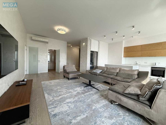 Оренда 4 кімнатні квартири, <a class="location-link" href="/kiev/" title="Недвижимость Київ">Київ</a>, <a class="location-link" href="/kiev/pecherskij/" title="Недвижимость Печерський район">Печерський р-н</a>, Драгомирова вул., 9 (изображение 1)