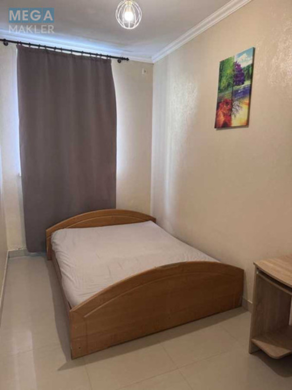 Оренда 2 кімнатної квартири, <a class="location-link" href="/odessa/" title="Недвижимость Одеса">Одеса</a>, <a class="location-link" href="/odessa/suvorovskij/" title="Недвижимость Суворовський район">Суворовський р-н</a>, Агрономическая, 170 (изображение 1)