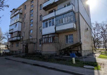 Продаж 1 кімнатної квартири (31/17,5/7,5), 1 пов. 5 пов. будинку