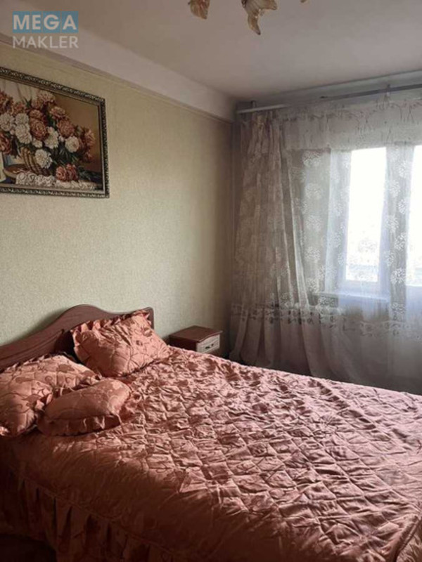 Оренда 2 кімнатної квартири, <a class="location-link" href="/kiev/" title="Недвижимость Київ">Київ</a>, <a class="location-link" href="/kiev/dneprovskij/" title="Недвижимость Дніпровський район">Дніпровський р-н</a>, Энтузиастов ул., 5 (изображение 1)