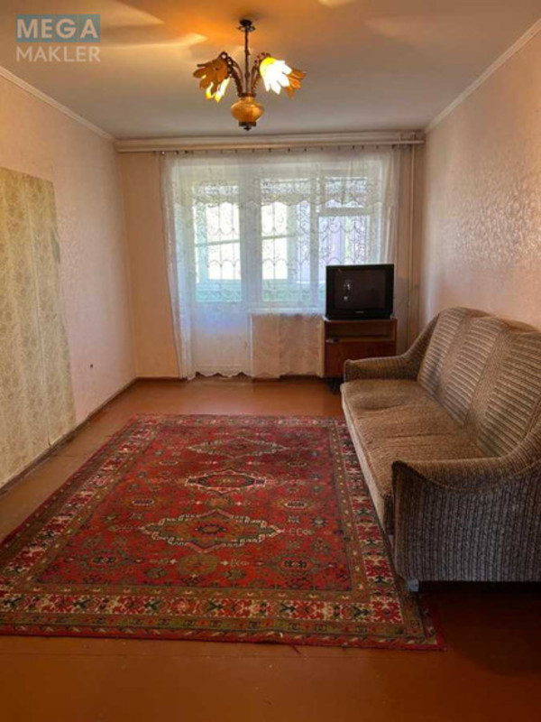 Продаж 3 кімнатної квартири (58/42/6), 2 пов. 5 пов. будинку, <a class="location-link" href="/uman/" title="Недвижимость Умань">Умань</a>, Тищика, 15 (изображение 1)