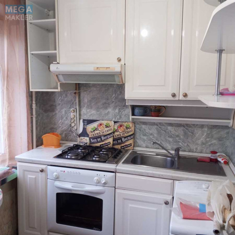 Оренда 1 кімнатної квартири, <a class="location-link" href="/kiev/" title="Недвижимость Київ">Київ</a>, <a class="location-link" href="/kiev/dneprovskij/" title="Недвижимость Дніпровський район">Дніпровський р-н</a>, Юрія Гагаріна просп., 13а (изображение 1)