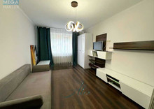 Продаж 2 кімнатної квартири (63/?/15), 1 пов. 5 пов. будинку