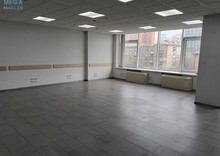 Оренда комерційної нерухомості, 137&nbsp;кв.м, под офис