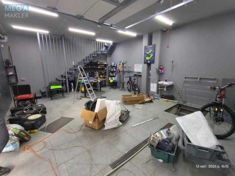 Продаж комерційної нерухомості, 133&nbsp;кв.м, <a class="location-link" href="/kiev/" title="Недвижимость Київ">Київ</a>, <a class="location-link" href="/kiev/desnyanskij/" title="Недвижимость Деснянський район">Деснянський р-н</a>, Крайня вул., 13 (изображение 1)