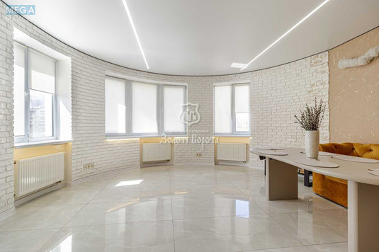 Продаж 3 кімнатної квартири (98/53/17), 3 пов. 10 пов. будинку, <a class="location-link" href="/sofievskaya-borshagovka/" title="Недвижимость Софіївська Борщагівка">Софіївська Борщагівка</a>, Боголюбова вул., 21 (изображение 1)