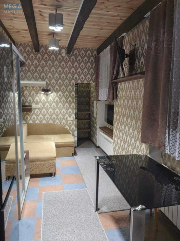 Оренда 4 кімнатні квартири, <a class="location-link" href="/kiev/" title="Недвижимость Київ">Київ</a>, <a class="location-link" href="/kiev/goloseevskij/" title="Недвижимость Голосіївський район">Голосіївський р-н</a>, Листопадна вул., 2 (изображение 1)