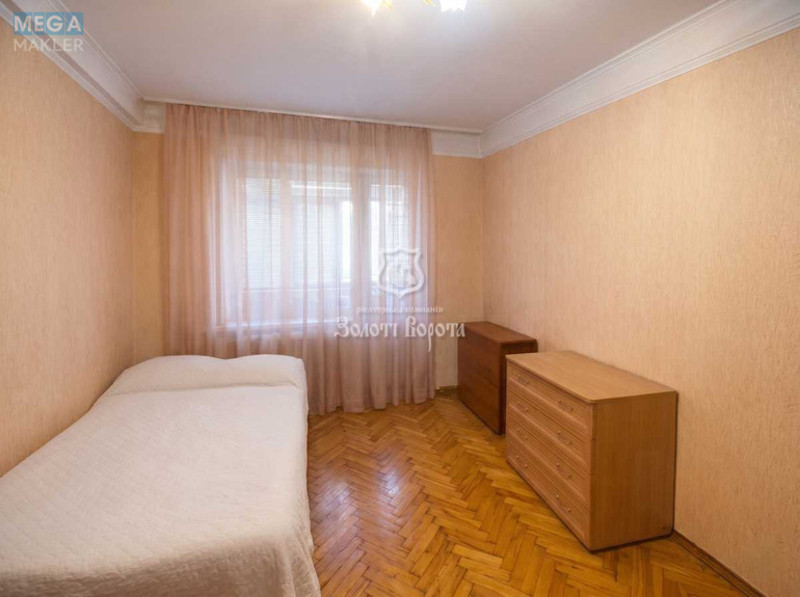 Продаж 1 кімнатної квартири (28,5/14,8/6,6), 4 пов. 5 пов. будинку, <a class="location-link" href="/kiev/" title="Недвижимость Київ">Київ</a>, <a class="location-link" href="/kiev/podolskij/" title="Недвижимость Подільський район">Подільський р-н</a>, Світлицького вул., 23 (изображение 1)