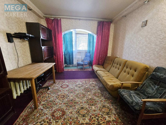 Продаж 1 кімнатної квартири (42/18/9), 2 пов. 9 пов. будинку, <a class="location-link" href="/dnepropetrovsk/" title="Недвижимость Дніпра">Дніпро</a>, <a class="location-link" href="/dnepropetrovsk/zhovtnevyj/" title="Недвижимость Жовтневий район">Жовтневий р-н</a>, Слави бульвар, б.44 (изображение 1)