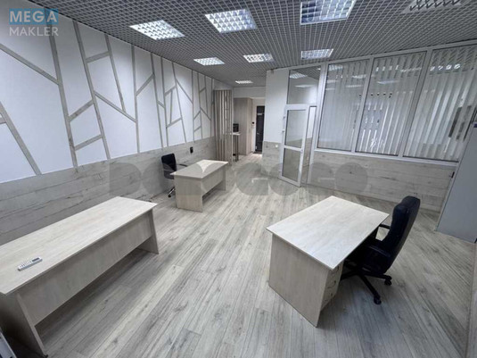 Оренда комерційної нерухомості, 80&nbsp;кв.м, под офис, <a class="location-link" href="/kiev/" title="Недвижимость Київ">Київ</a>, <a class="location-link" href="/kiev/pecherskij/" title="Недвижимость Печерський район">Печерський р-н</a>, Євгена Коновальця вул., 36-Д (изображение 1)