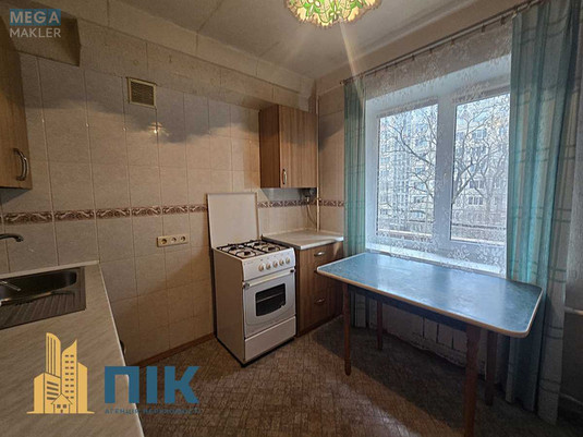 Продаж 2 кімнатної квартири (60/34/8), 3 пов. 9 пов. будинку, <a class="location-link" href="/kiev/" title="Недвижимость Київ">Київ</a>, <a class="location-link" href="/kiev/svyatoshinskij/" title="Недвижимость Святошинський район">Святошинський р-н</a>, Николая Ушакова ул., 12 (изображение 1)