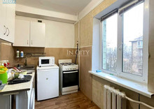 Продаж 2 кімнатної квартири (45,7/29/7,7), 3 пов. 5 пов. будинку