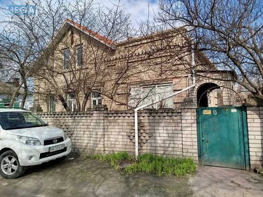 Продаж дома, 2&nbsp;поверху, 76&nbsp;кв.м, 5&nbsp;кімнат, ділянка 4&nbsp;сотки, <a class="location-link" href="/dnepropetrovsk/" title="Недвижимость Дніпра">Дніпро</a>, пр. Мануйлівський, 101 (изображение 1)