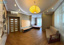 Продаж 1 кімнатної квартири (56,3/26/14), 5 пов. 17 пов. будинку