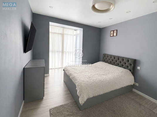 Продаж 1 кімнатної квартири (40/20/11), 3 пов. 10 пов. будинку, <a class="location-link" href="/kryukovshina/" title="Недвижимость Крюківщина">Крюківщина</a>, Вишнева вул., 27 (изображение 1)