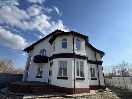 Продаж дома, 3&nbsp;поверху, 344&nbsp;кв.м, 7&nbsp;кімнат, ділянка 10&nbsp;соток, <a class="location-link" href="/kiev/" title="Недвижимость Київ">Київ</a>, <a class="location-link" href="/kiev/darnickij/" title="Недвижимость Дарницький район">Дарницький р-н</a>, Заплавный пер. (изображение 1)