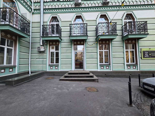 Оренда комерційної нерухомості, 78,50&nbsp;кв.м, под офис, <a class="location-link" href="/kiev/" title="Недвижимость Київ">Київ</a>, <a class="location-link" href="/kiev/podolskij/" title="Недвижимость Подільський район">Подільський р-н</a>, Кожемяцкая ул., 10а (изображение 1)