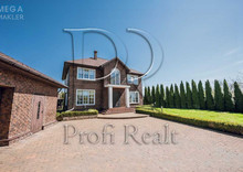 Продаж дома, 2&nbsp;поверху, 239&nbsp;кв.м, 3&nbsp;кімнати, ділянка 9&nbsp;соток