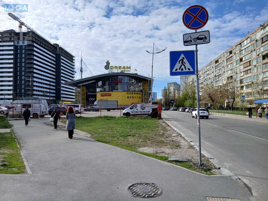 Продаж 3 кімнатної квартири (69/44/8), 8 пов. 16 пов. будинку, <a class="location-link" href="/kiev/" title="Недвижимость Київ">Київ</a>, <a class="location-link" href="/kiev/obolonskij/" title="Недвижимость Оболонський район">Оболонський р-н</a>, Оболонский просп., 13 (изображение 1)