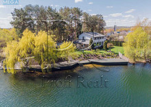 Продаж дома, 2&nbsp;поверху, 368&nbsp;кв.м, 7&nbsp;кімнат, ділянка 14&nbsp;соток