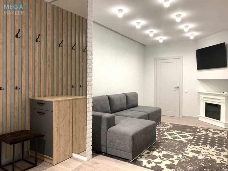 Оренда 3 кімнатної квартири, <a class="location-link" href="/chabany/" title="Недвижимость Чабані">Чабани</a>, Машинобудівників, 16 (изображение 1)