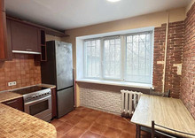 Продаж 1 кімнатної квартири (38/18/8), 1 пов. 5 пов. будинку