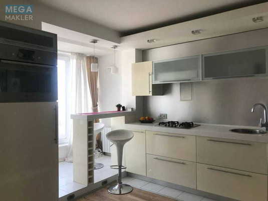 Продаж 1 кімнатної квартири (38/20/14), 15 пов. 16 пов. будинку, <a class="location-link" href="/kiev/" title="Недвижимость Київ">Київ</a>, <a class="location-link" href="/kiev/solomenskij/" title="Недвижимость Солом'янський район">Солом'янський р-н</a>, Соломенская ул., 41 (изображение 1)