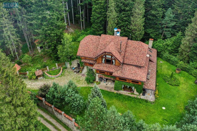 Продаж дома, 3&nbsp;поверху, 316&nbsp;кв.м, 7&nbsp;кімнат, ділянка 18&nbsp;соток, <a class="location-link" href="/shodnica/" title="Недвижимость Східниця">Східниця</a>, Бориславська, 37 (изображение 1)