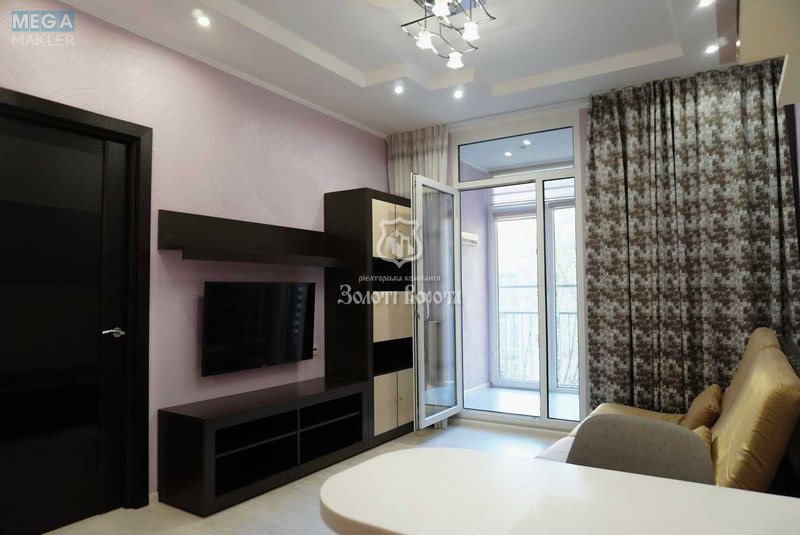 Продаж 1 кімнатної квартири (39,9/11,2/5,2), 5 пов. 8 пов. будинку, <a class="location-link" href="/kiev/" title="Недвижимость Київ">Київ</a>, <a class="location-link" href="/kiev/dneprovskij/" title="Недвижимость Дніпровський район">Дніпровський р-н</a>, Регенераторна вул., 4к12 (изображение 1)