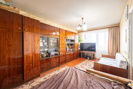 Продаж 2 кімнатної квартири (46,9/27/5,9), 9 пов. 9 пов. будинку, <a class="location-link" href="/kiev/" title="Недвижимость Київ">Київ</a>, <a class="location-link" href="/kiev/goloseevskij/" title="Недвижимость Голосіївський район">Голосіївський р-н</a>, Лятошинського вул., 26Б (изображение 1)