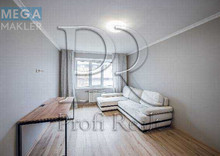 Продаж 1 кімнатної квартири (38/18/11), 4 пов. 9 пов. будинку